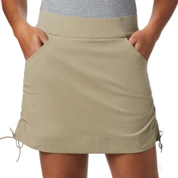 Columbia Women's Skort tan Sz XL - Picture 4 of 9